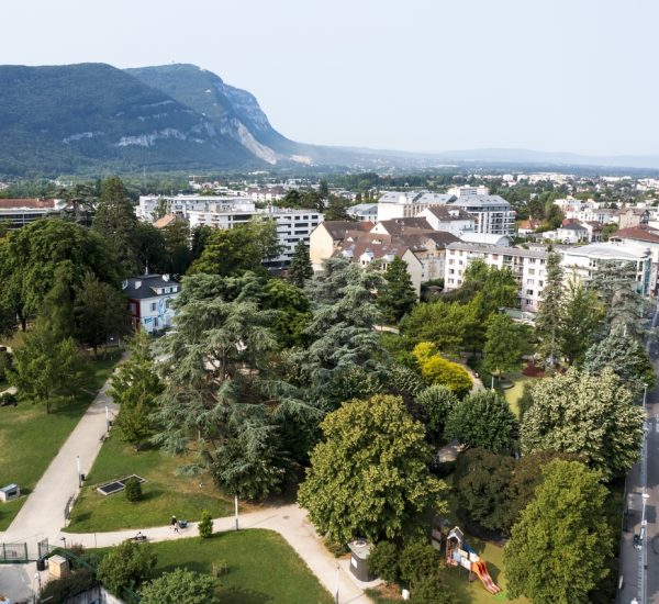ANNEMASSE MAIRIE - PARCS ET JARDINS- Photographies des parcs et jardins de la Mairie d'Annemasse, PARC MONTESSUIT. A Annemasse, juin 2023 - Photo Gilles BERTRAND